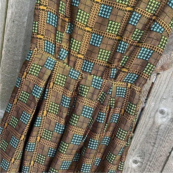 Like new Anthropologie / Girls From Savoy Silk Dress Size 0 - Picture 10 of 10